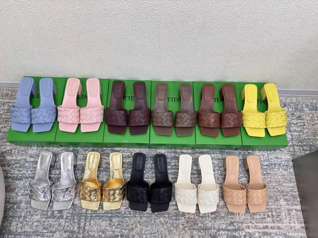 BV 838098V2ED01000 Bottega Veneta Parco Mule Shoes BV5822