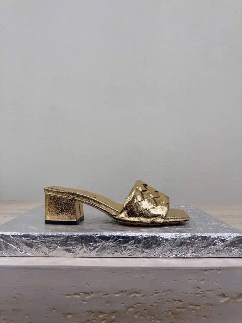 BV 838098V2ED01000 Bottega Veneta Parco Mule Shoes BV5811