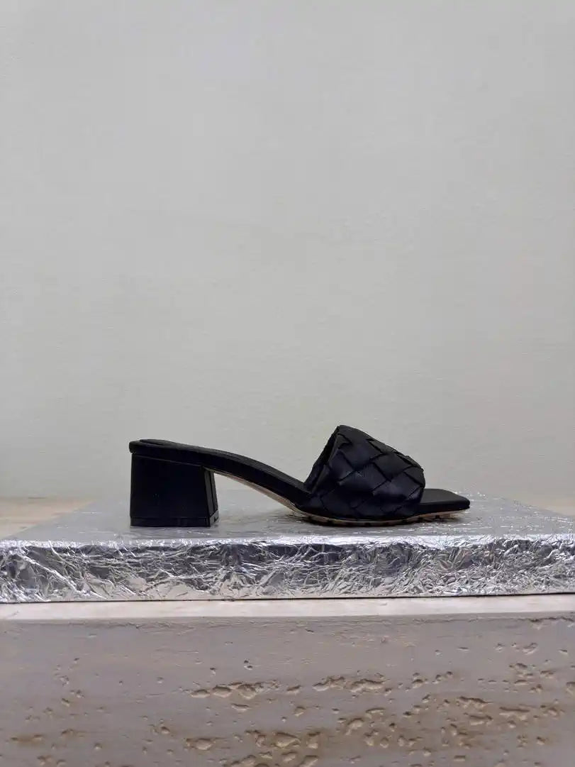 BV 838098V2ED01000 Bottega Veneta Parco Mule Shoes BV5813