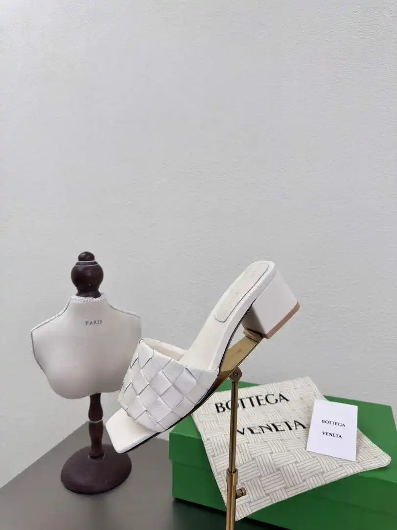 BV 838098V2ED01000 Bottega Veneta Parco Mule Shoes BV5814