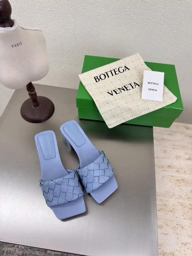 BV 838098V2ED01000 Bottega Veneta Parco Mule Shoes BV5816