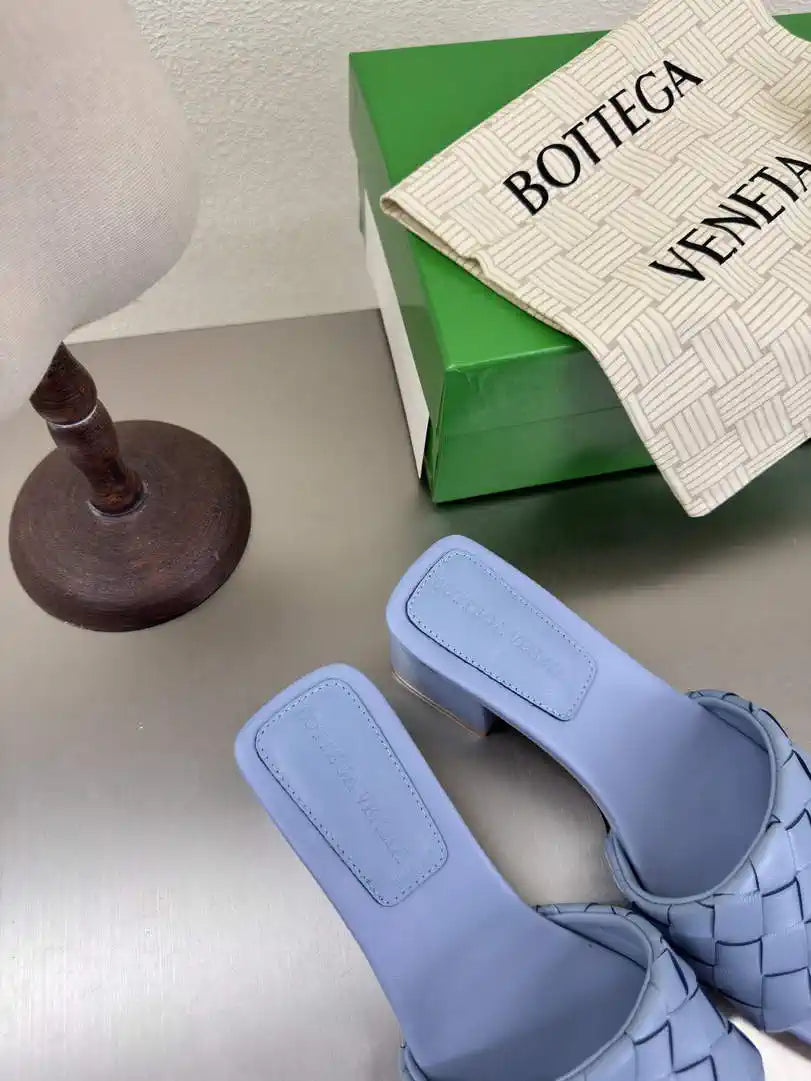 BV 838098V2ED01000 Bottega Veneta Parco Mule Shoes BV5816