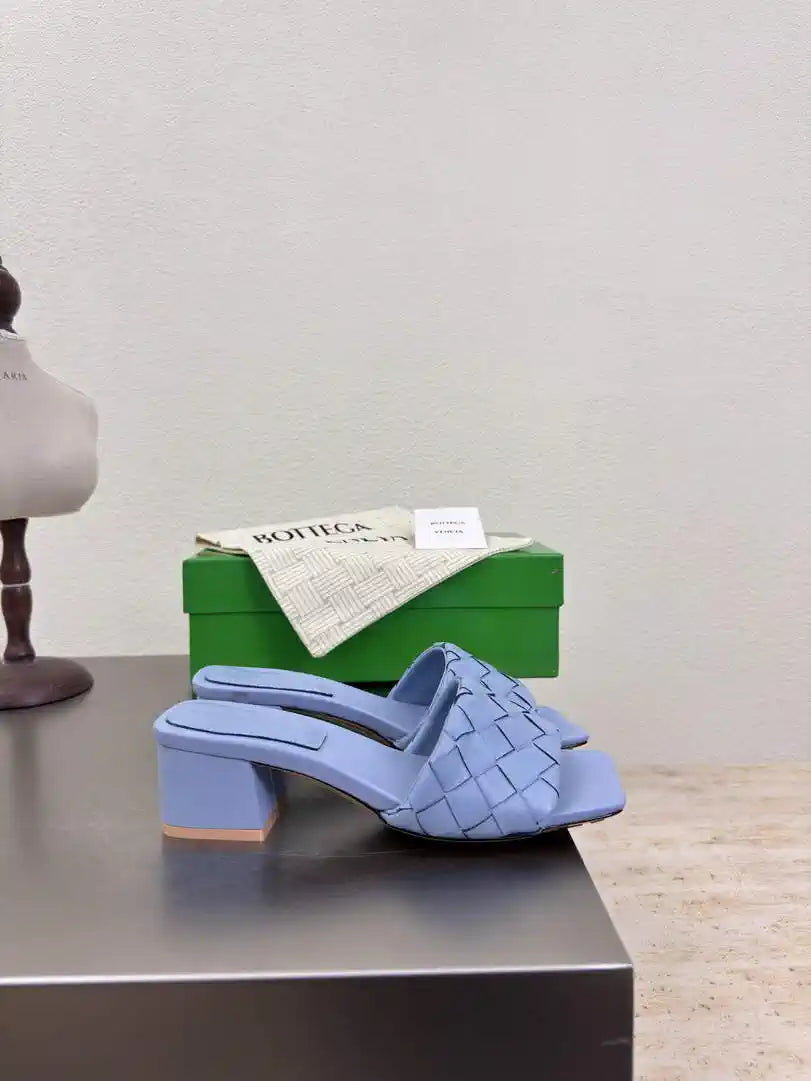 BV 838098V2ED01000 Bottega Veneta Parco Mule Shoes BV5816