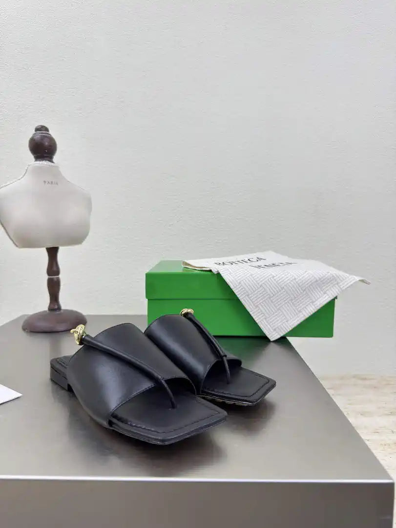 BV 838098V2ED01000 Bottega Veneta Solstice flip-flops Shoes BV5824