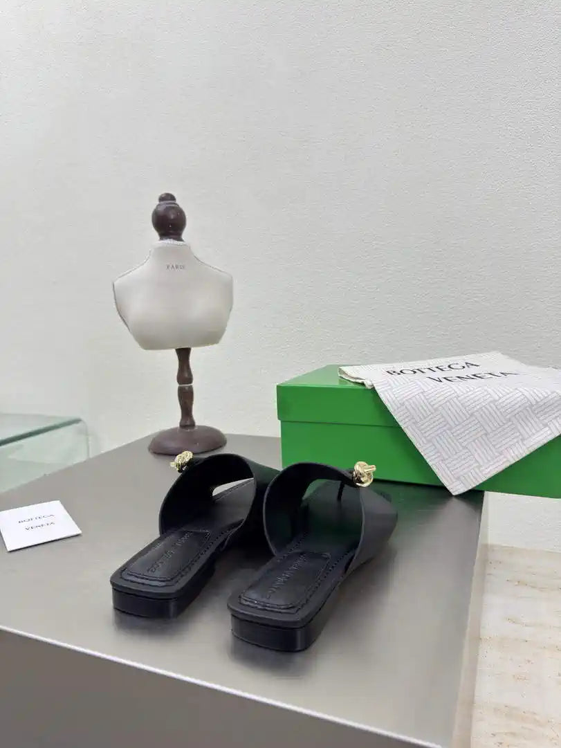 BV 838098V2ED01000 Bottega Veneta Solstice flip-flops Shoes BV5824