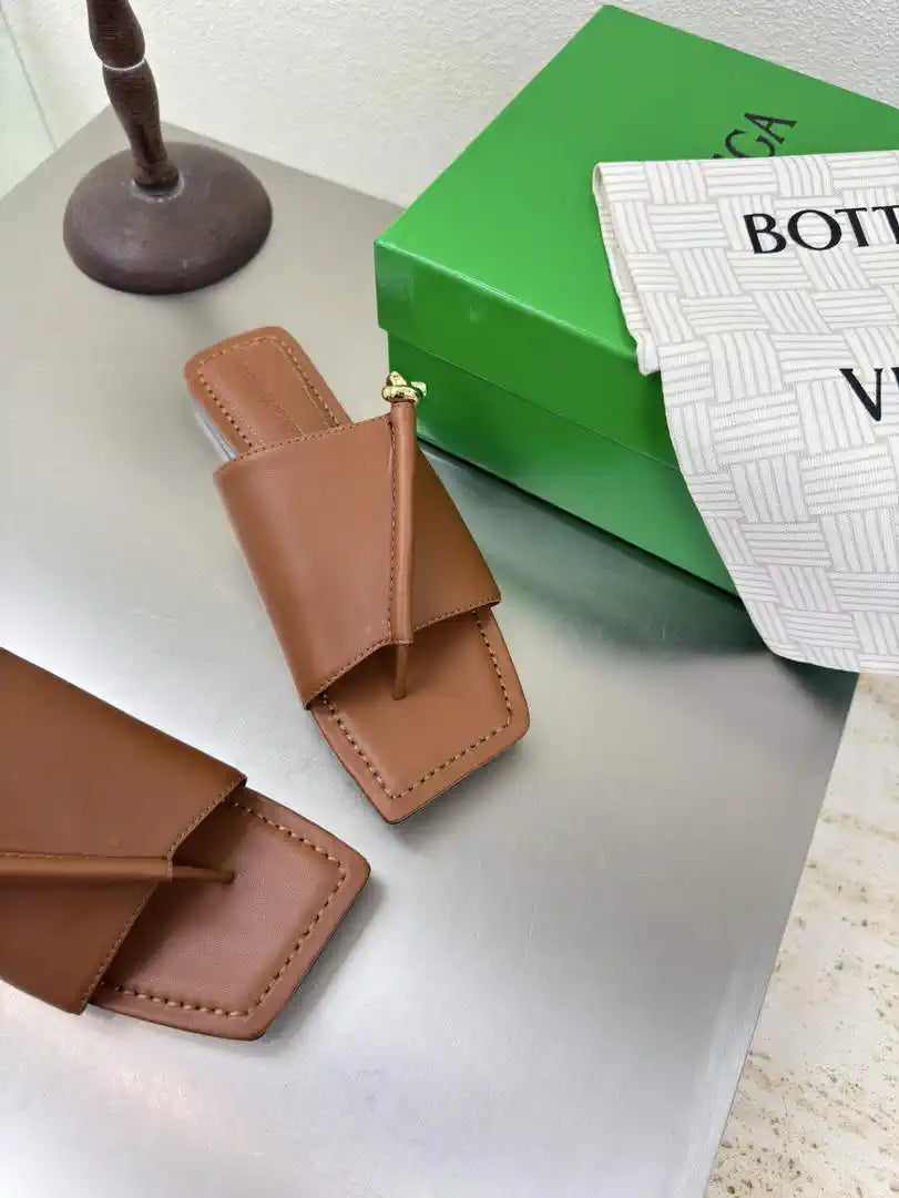 BV 838098V2ED01000 Bottega Veneta Solstice flip-flops Shoes BV5826
