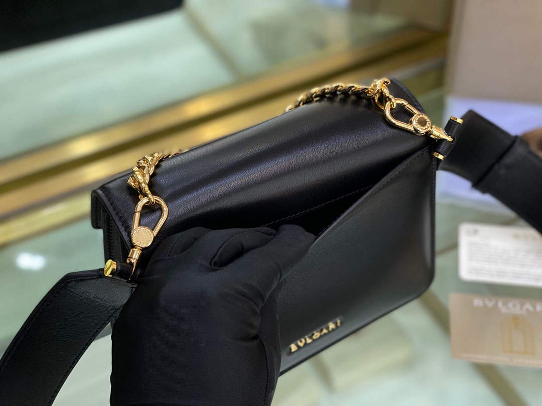 Bvlgari 290875 Serpenti Forever Crossbody Bag Black