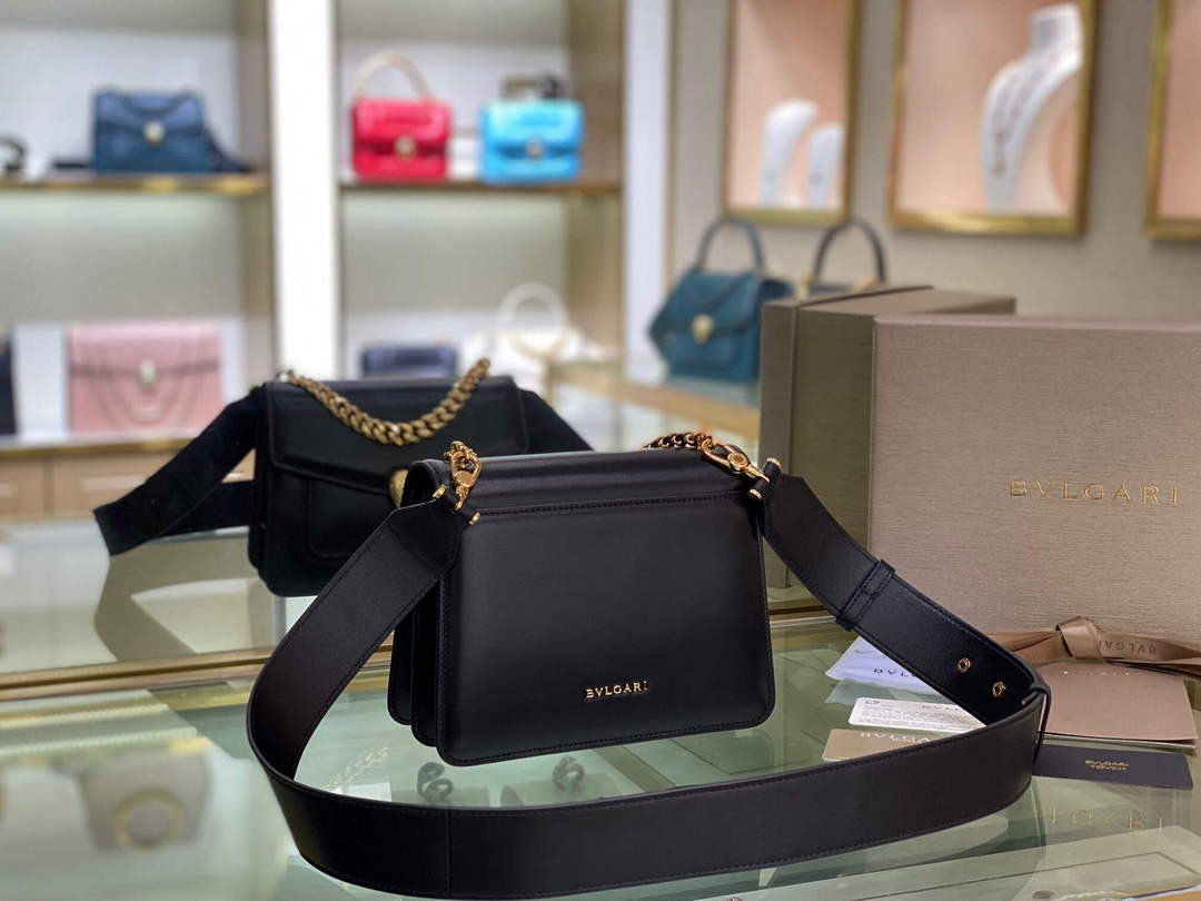 Bvlgari 290875 Serpenti Forever Crossbody Bag Black