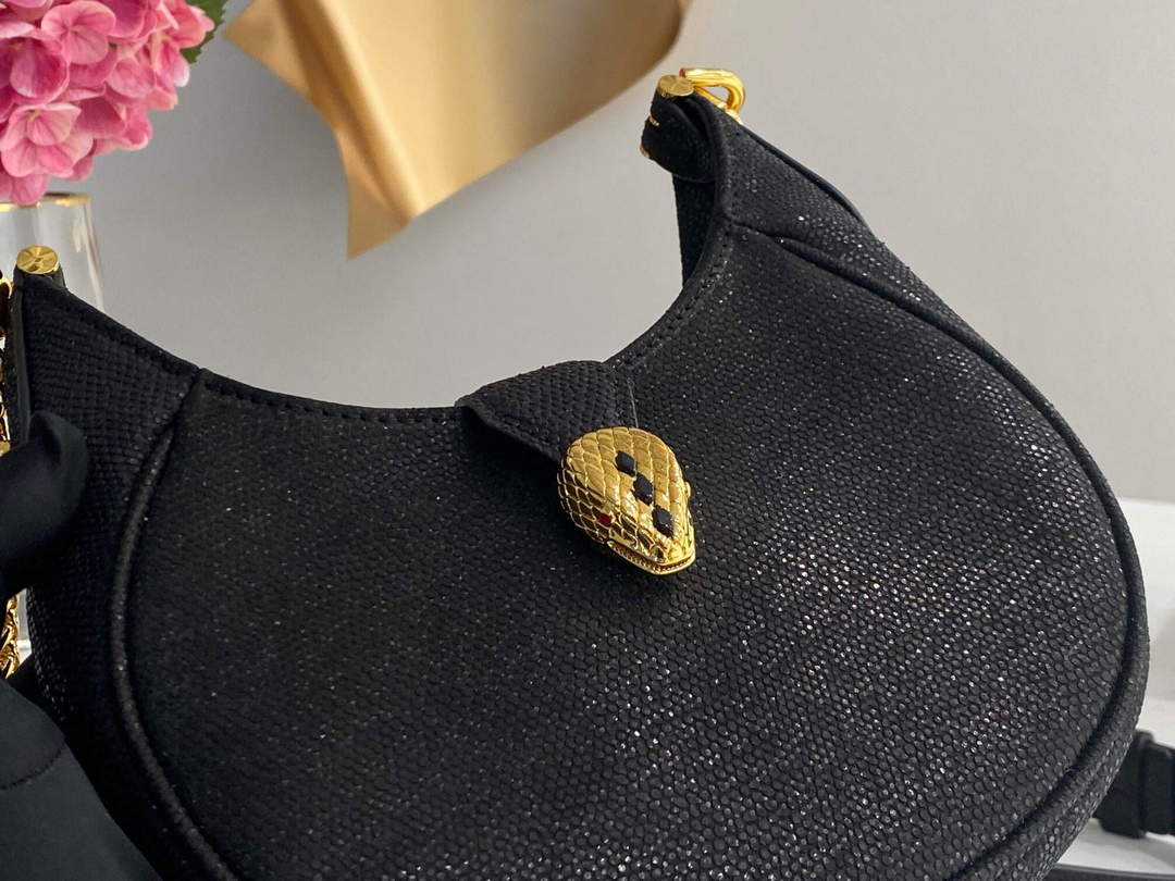 Bvlgari 291632 Small Serpenti Ellipse Shoulder Bag Black