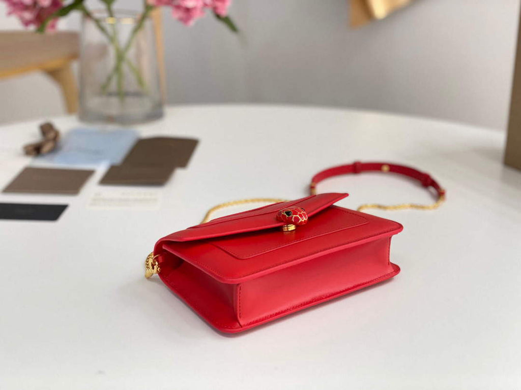 Bvlgari 291859 Serpenti Forever Chain Wallet Red