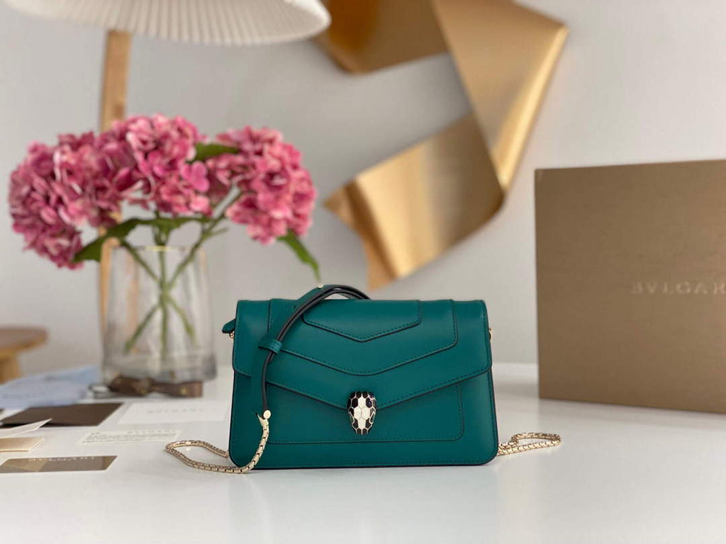 Bvlgari 291859 Serpenti Forever Chain Wallet Green