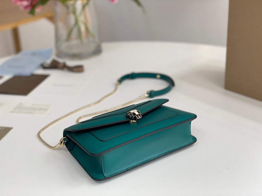 Bvlgari 291859 Serpenti Forever Chain Wallet Green