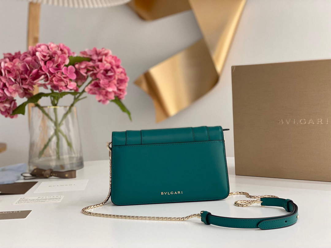 Bvlgari 291859 Serpenti Forever Chain Wallet Green