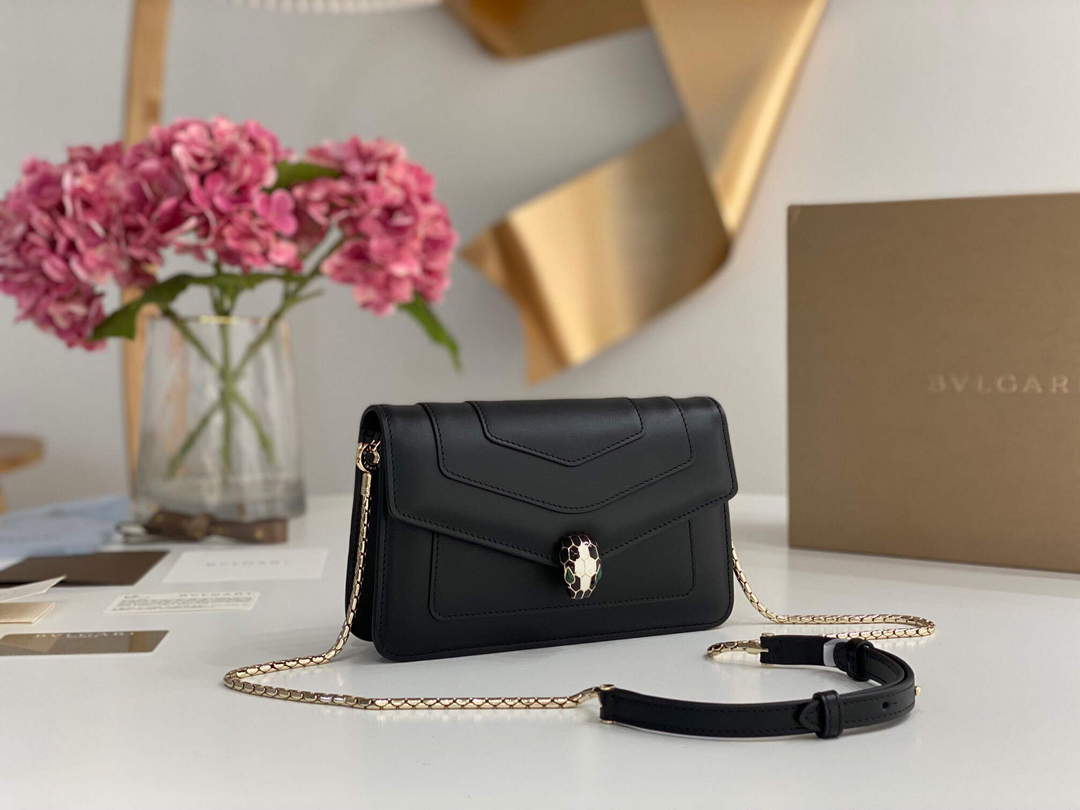 Bvlgari 291859 Serpenti Forever Chain Wallet Black