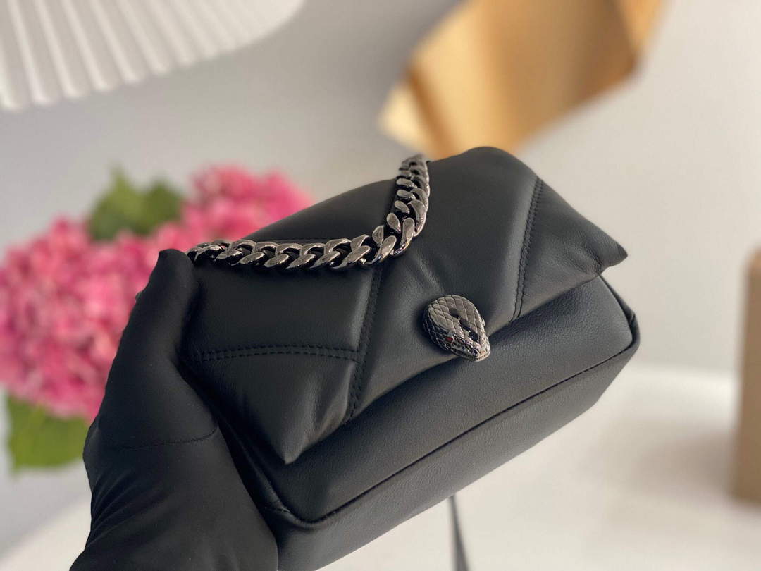 Bvlgari 291946 Serpenti Cabochon Maxi Chain Crossbody Mini Bag Black