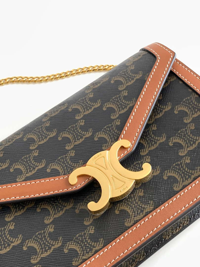 Celine 10J733 CUIR TRIOMPHE Logo print Calfskin leather WOC Green & Brown