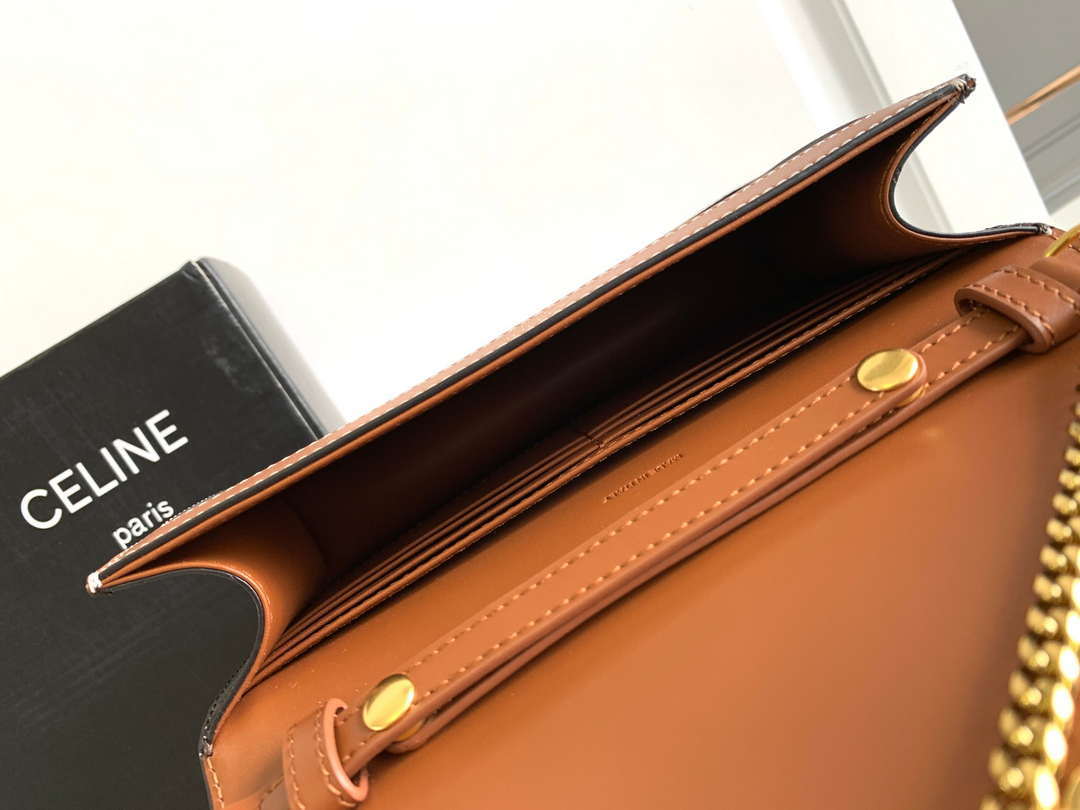 Celine 10J733 CUIR TRIOMPHE Logo print Calfskin leather WOC Green & Brown