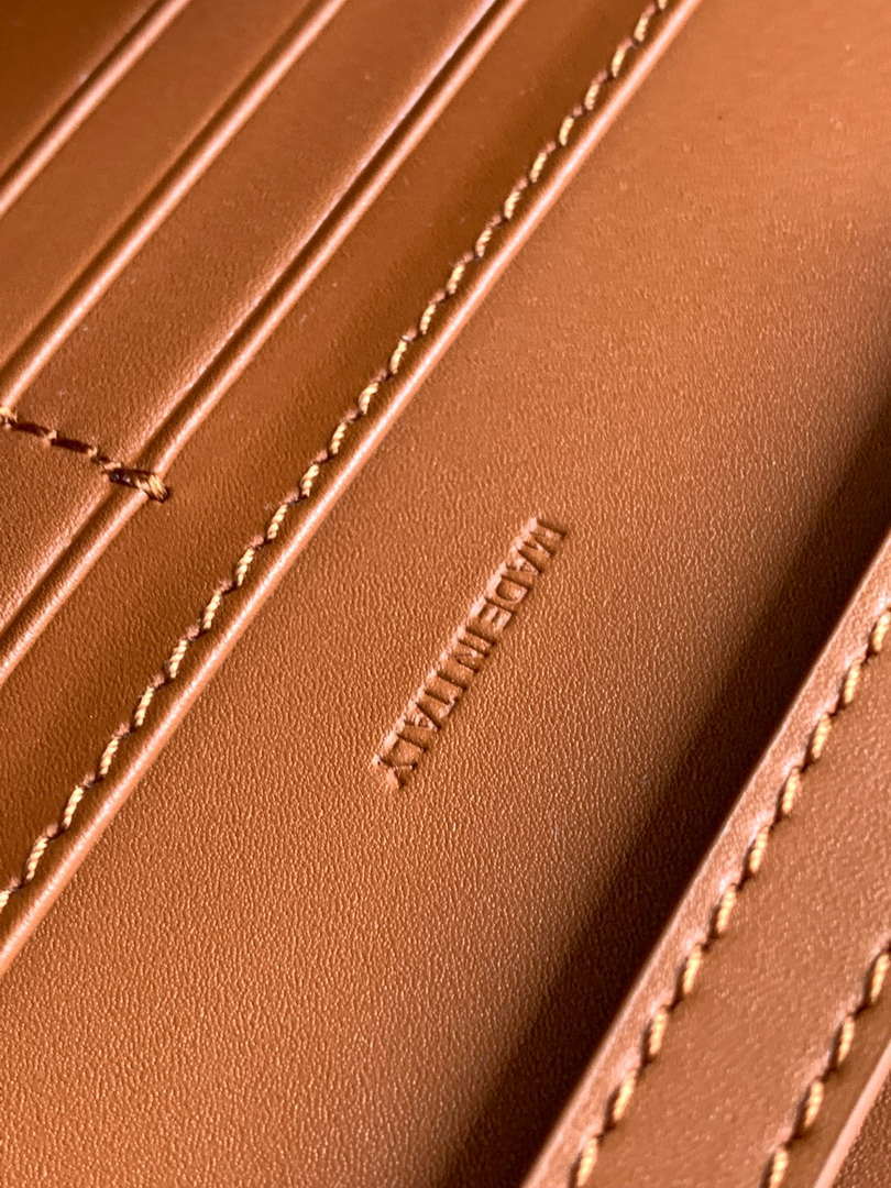 Celine 10J733 CUIR TRIOMPHE Logo print Calfskin leather WOC Green & Brown