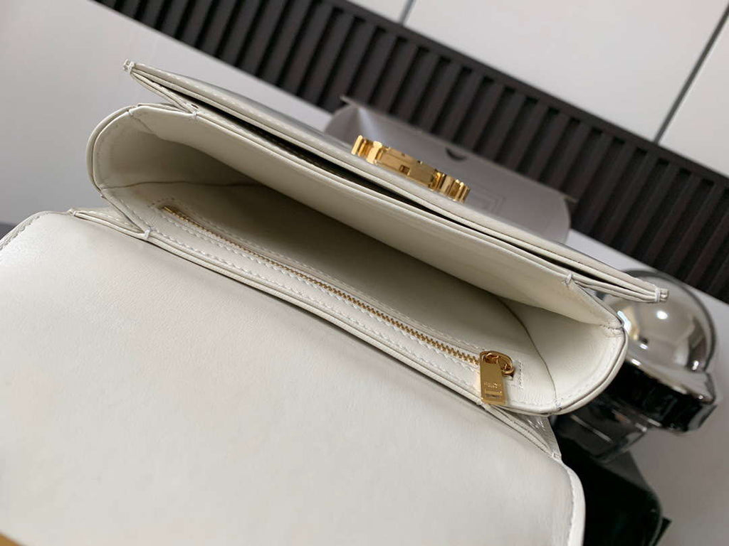 Celine 110413 TEEN BESACE TRIOMPHE CLEA IN SHINY CALFSKIN White