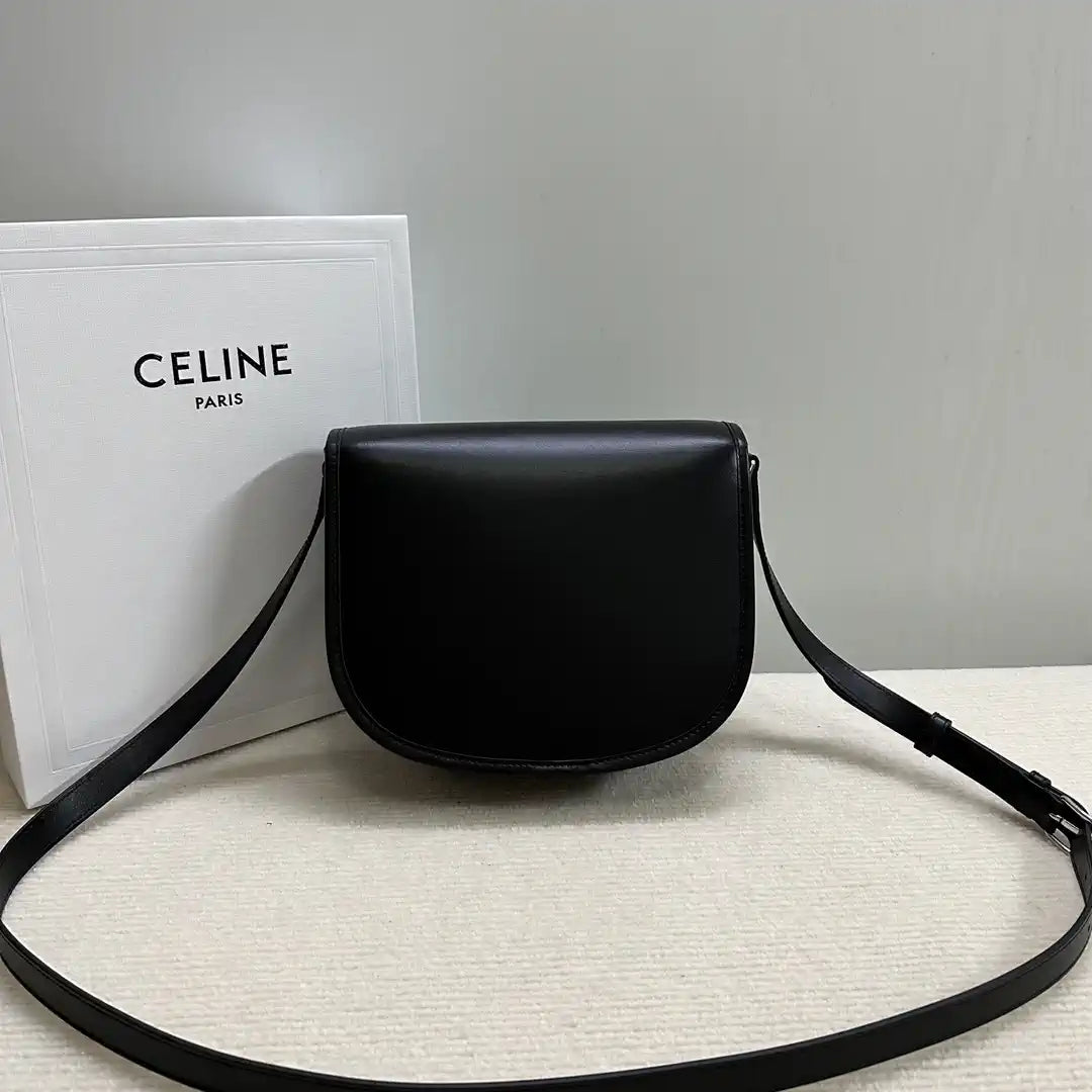 Celine 114453 Medium Besace Triomphe In Supple Natural Calfskin Black