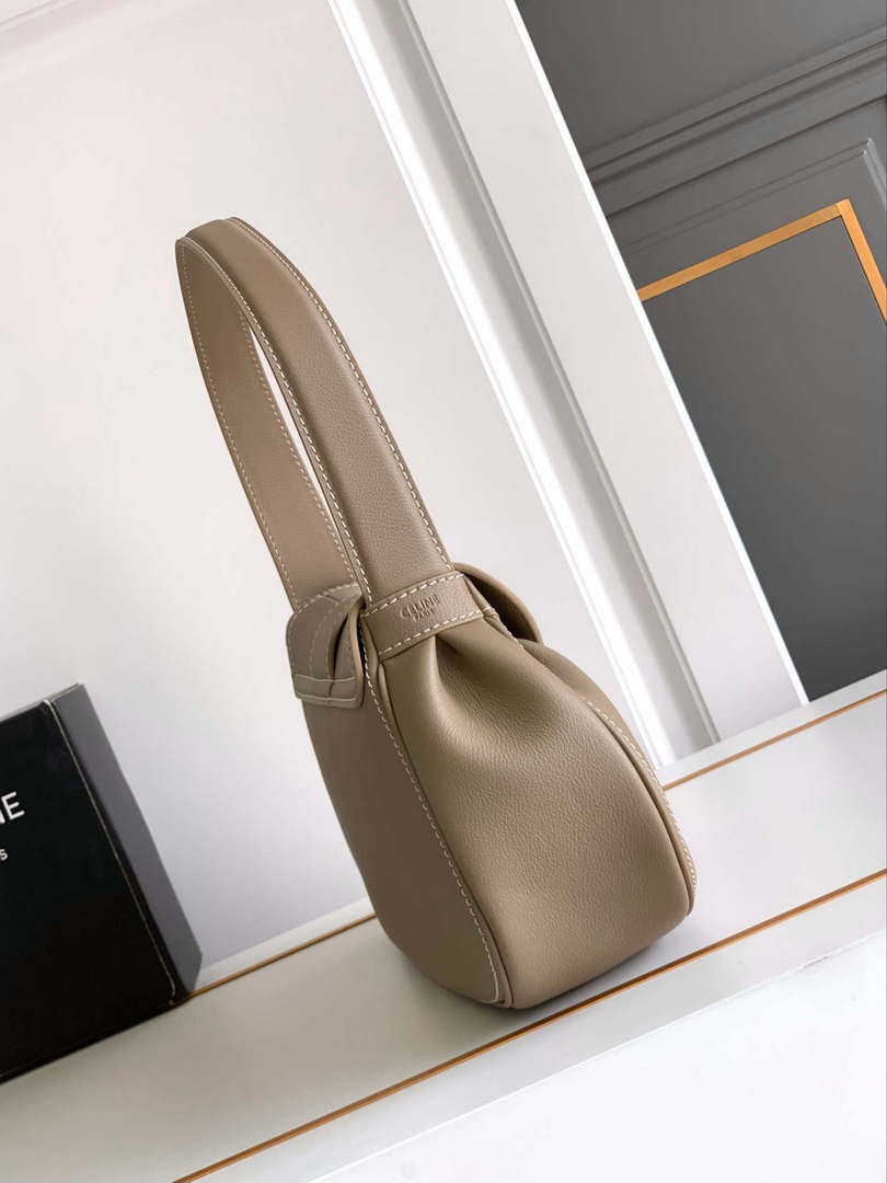 Celine 115633FDU.18BP Medium polly bag in supple calfskin Brown SEPIA