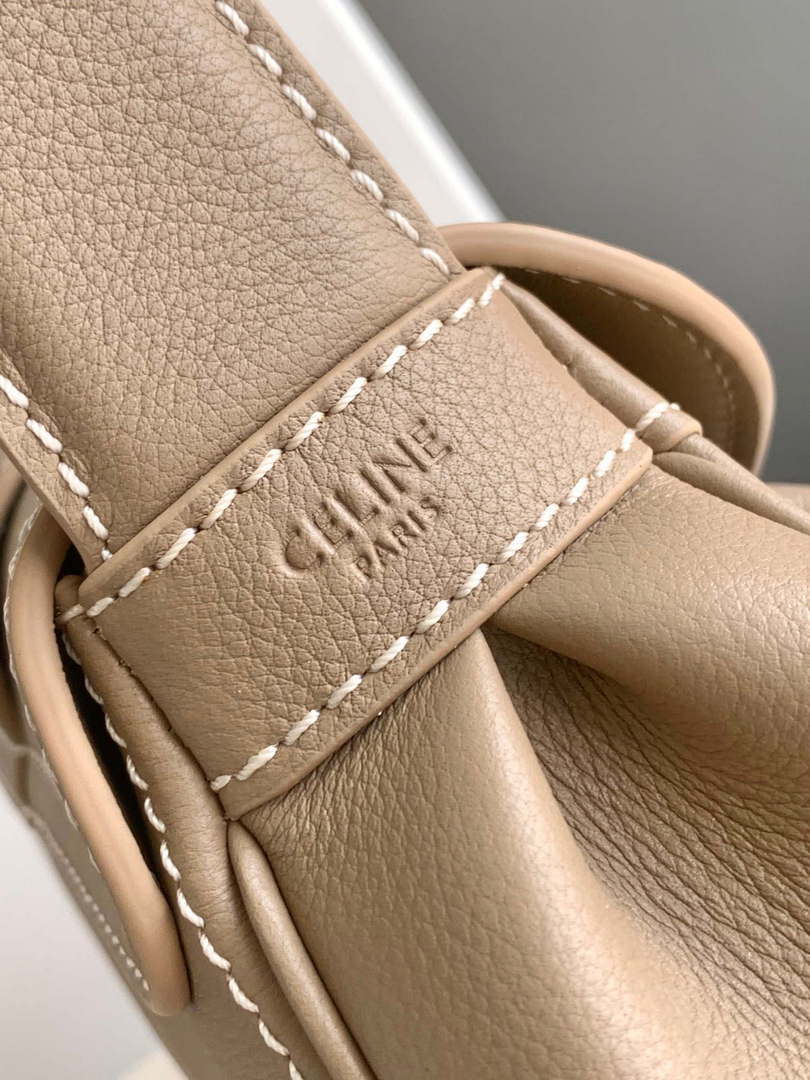 Celine 115633FDU.18BP Medium polly bag in supple calfskin Brown SEPIA