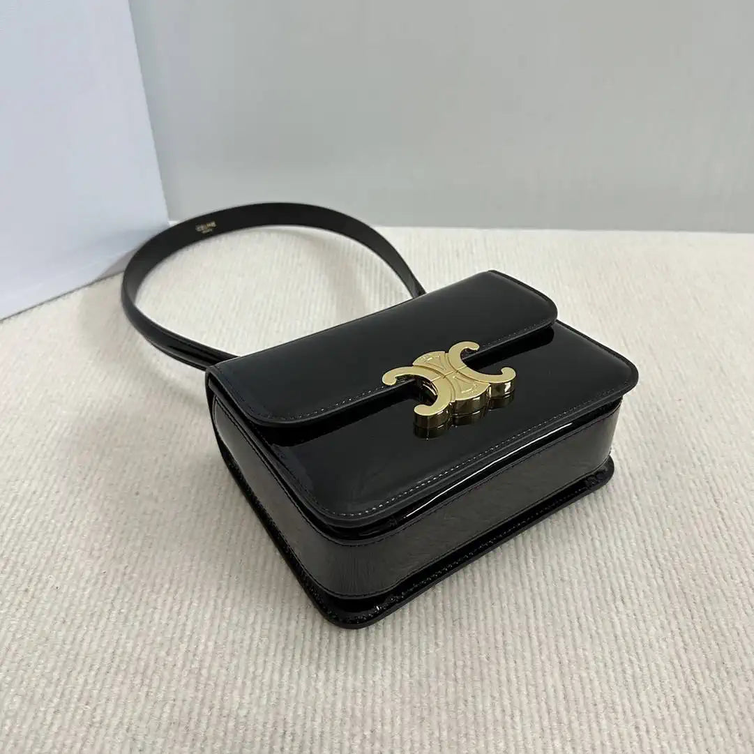 Celine 118053 TEEN GARANCE bag in PATENT CALFSKIN Black