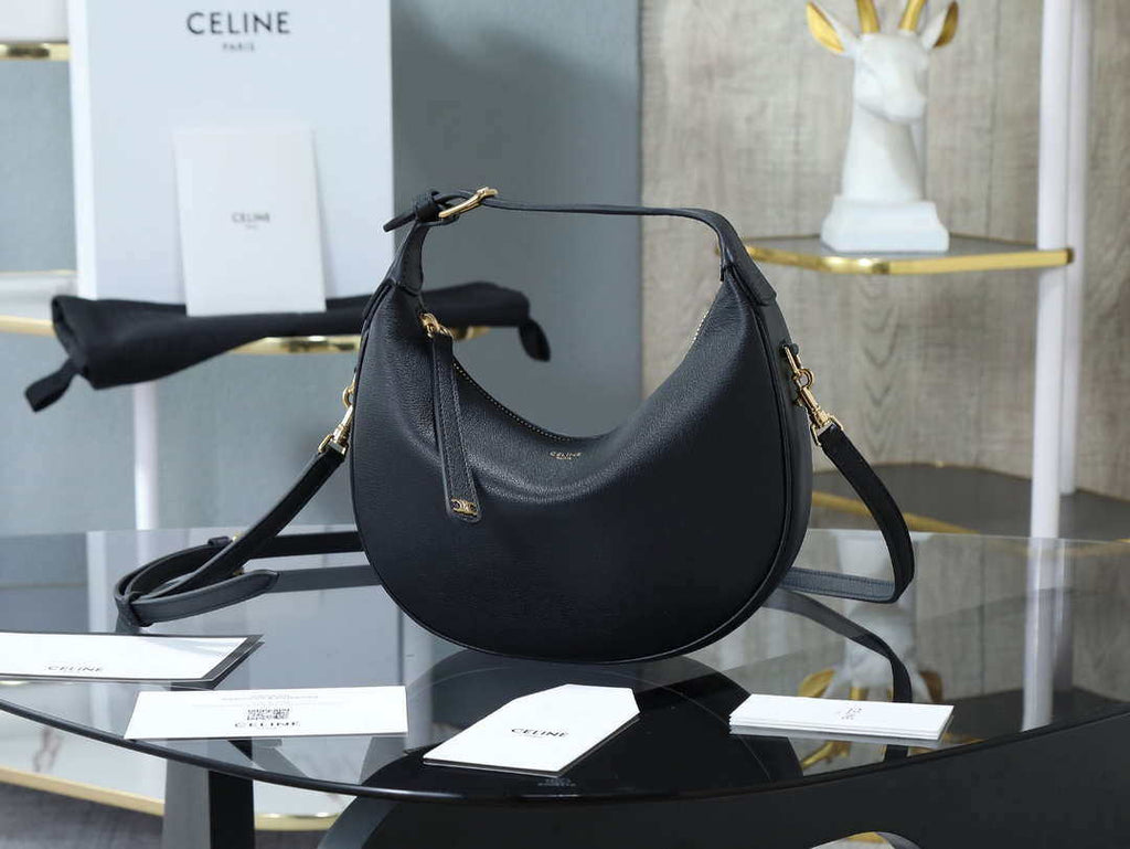 Celine 120723DPJ Teen Celine Lulu IN SUPPLE GRAINED CALFSKIN Black