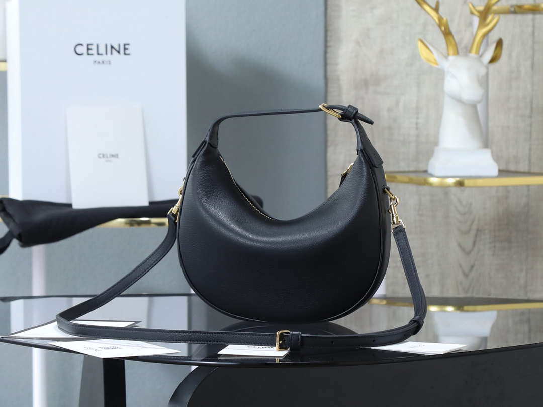 Celine 120723DPJ Teen Celine Lulu IN SUPPLE GRAINED CALFSKIN Black