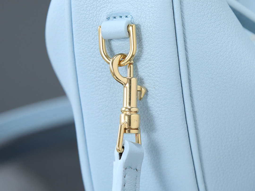 Celine 120723DPJ Teen Celine Lulu IN SUPPLE GRAINED CALFSKIN Blue