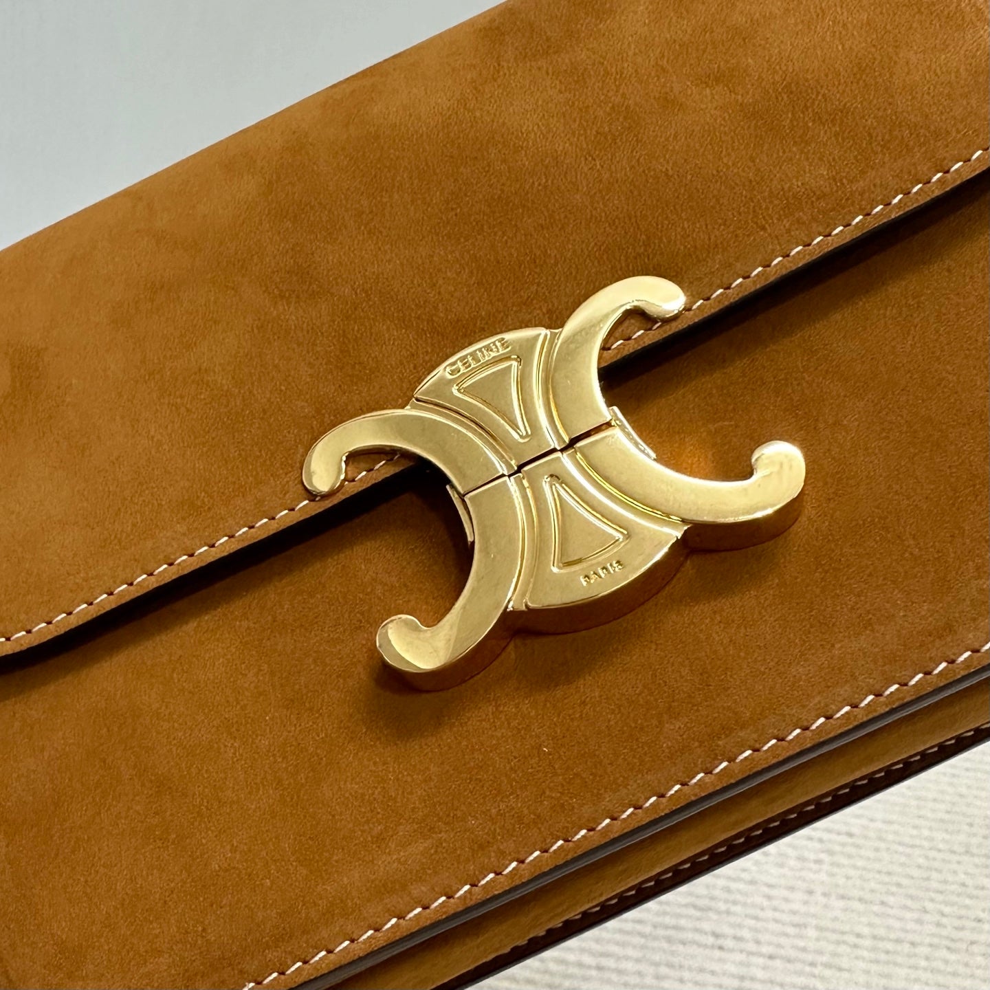 Celine 188423 TEEN TRIOMPHE BAG IN Suede Camel
