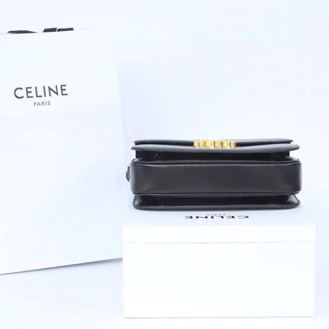 Celine 191242 CLASSIQUE TRIOMPHE BAG IN Calfskin Leather Black