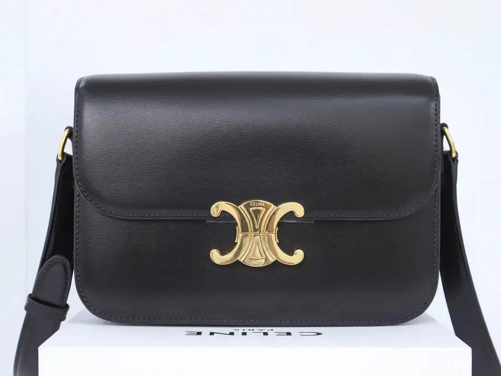 Celine 191242 CLASSIQUE TRIOMPHE BAG IN Calfskin Leather Black