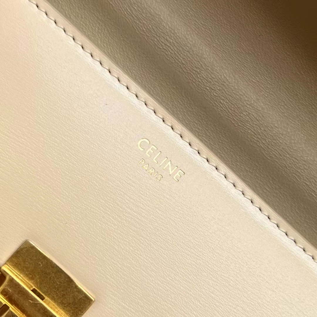 Celine 197992 Chain Shoulder Bag Claude In Triomphe Canvas Nude