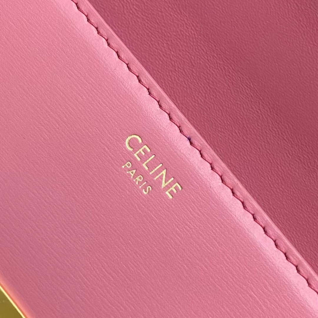 Celine 197992 Chain Shoulder Bag Claude In Triomphe Canvas Pink