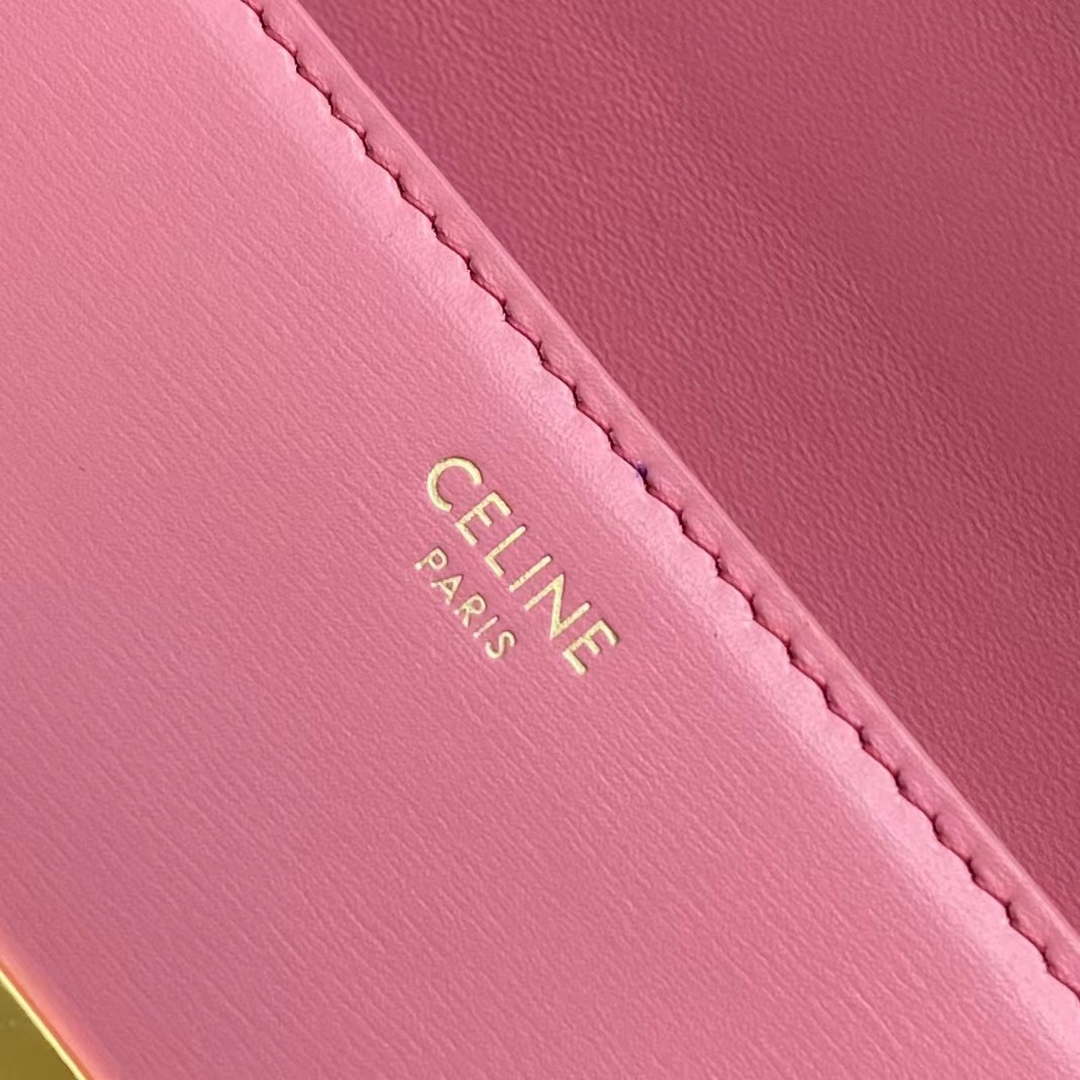 Celine 197992 Chain Shoulder Bag Claude In Triomphe Canvas Pink