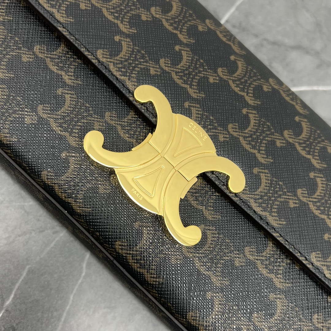 Celine 197992 Chain Shoulder Bag Claude In Triomphe Canvas Tan