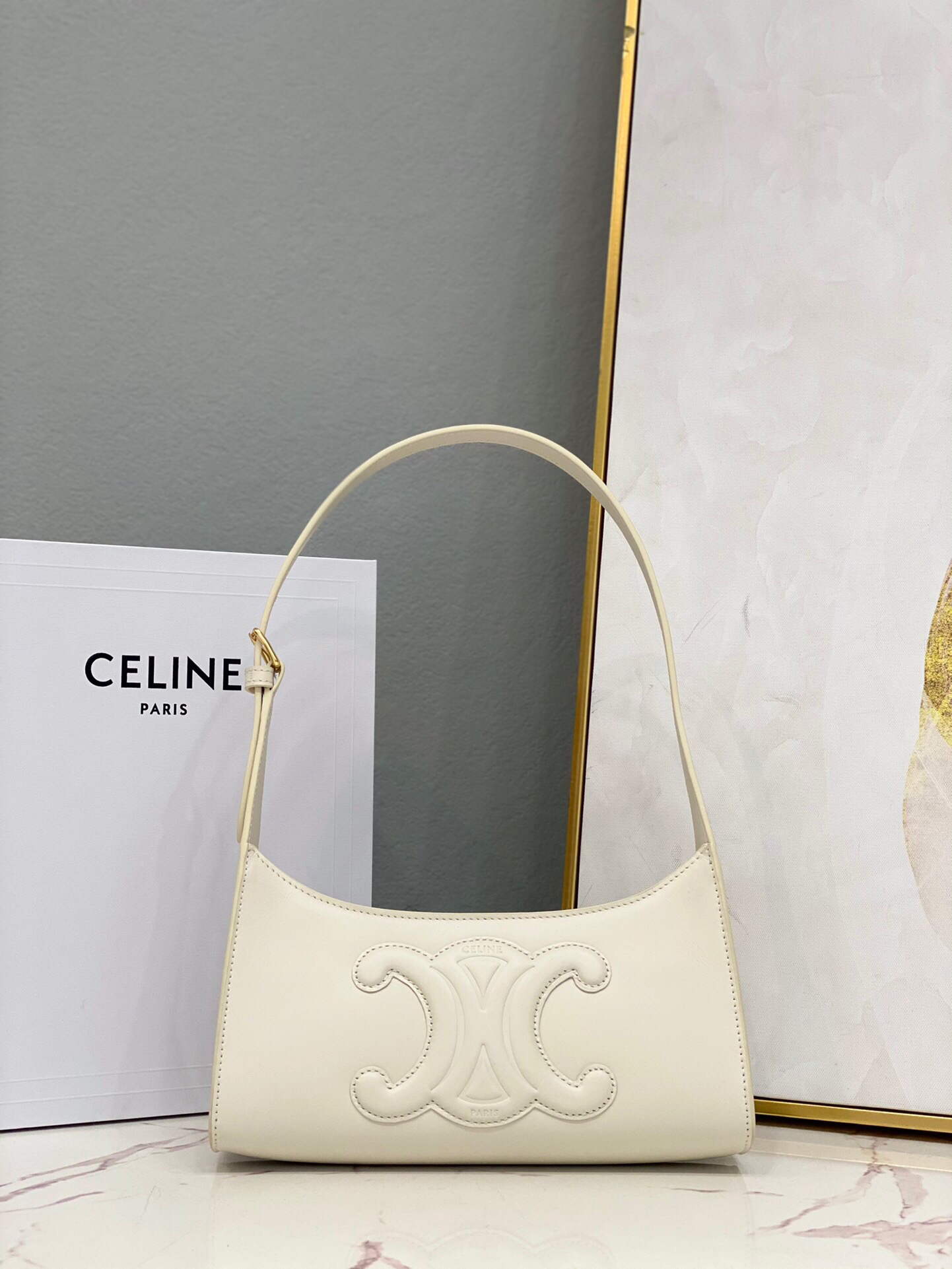Celine 198153 Shoulder Bag Cuir Triomphe in Smooth Calfskin White - Default Title - View 1