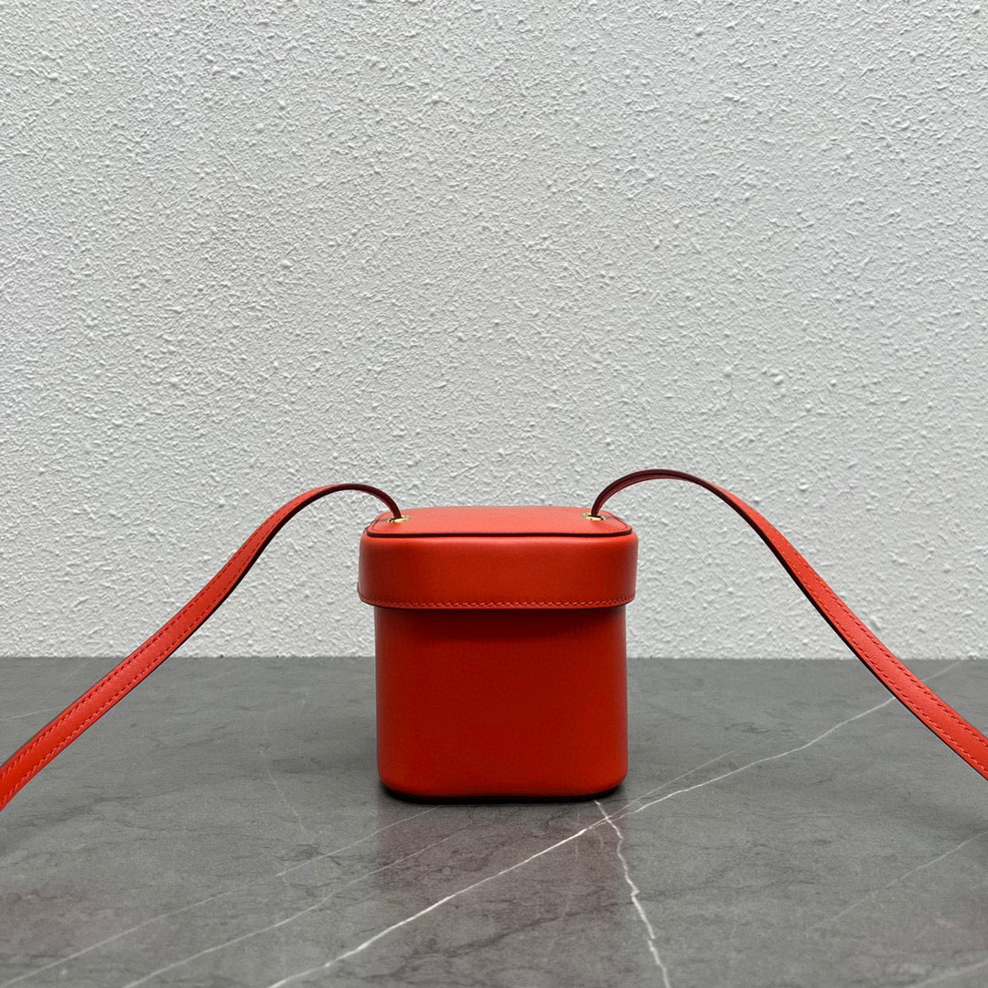 Celine 199263 SMALL BOX cuir triomphe in Smooth Calfskin Orange Red
