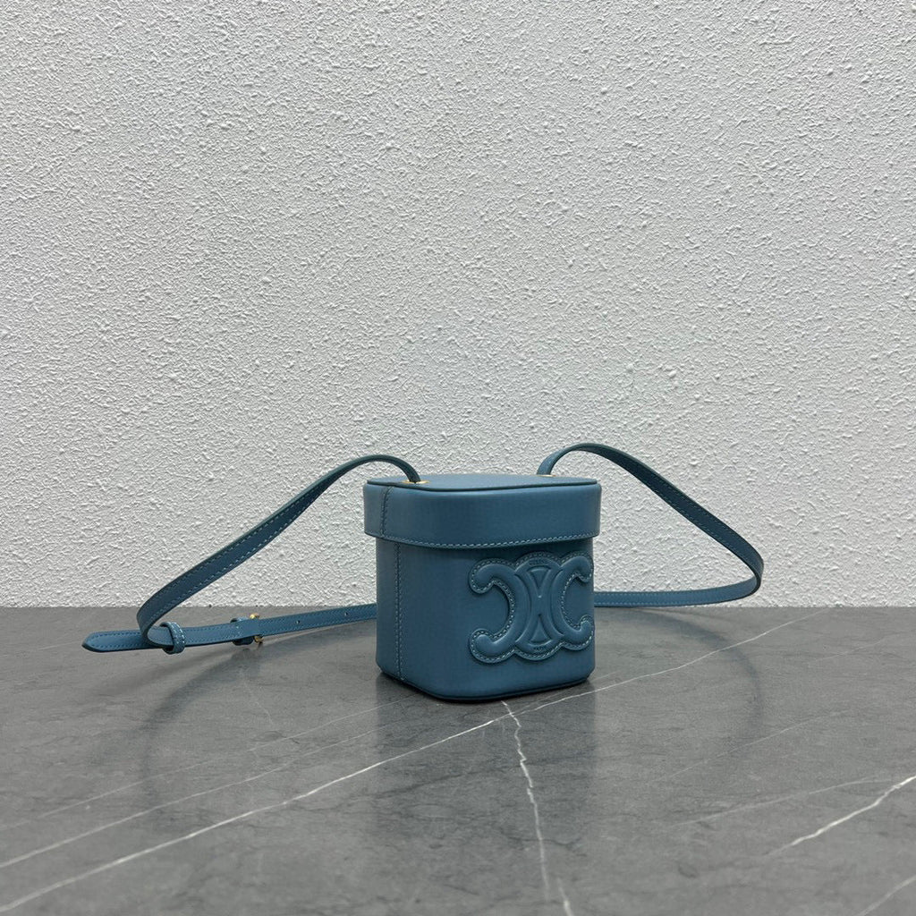 Celine 199263 SMALL BOX cuir triomphe in Smooth Calfskin Blue