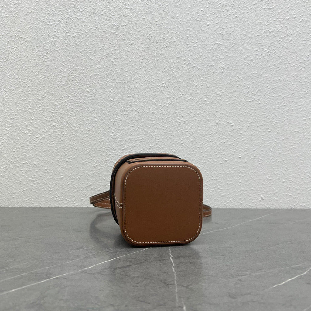 Celine 199263 SMALL BOX cuir triomphe in Smooth Calfskin Tan