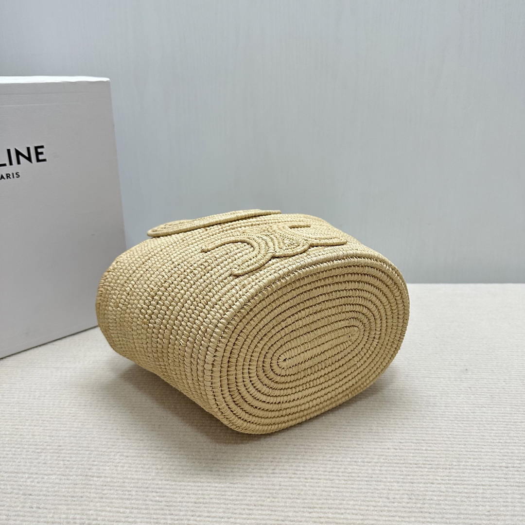 Celine BRAIDED PANIER IN RAFFIA 121922 Nuture