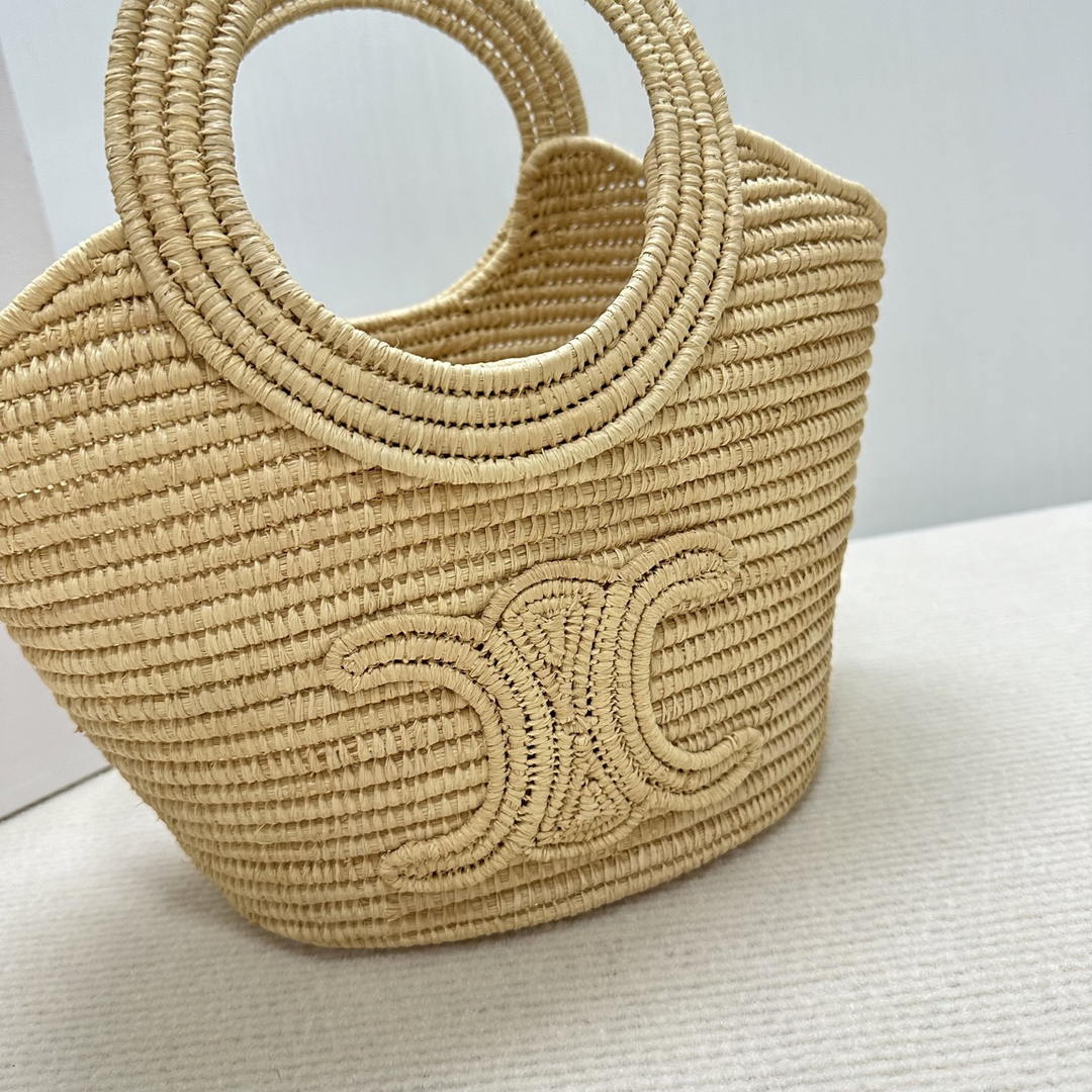 Celine BRAIDED PANIER IN RAFFIA 121922 Nuture