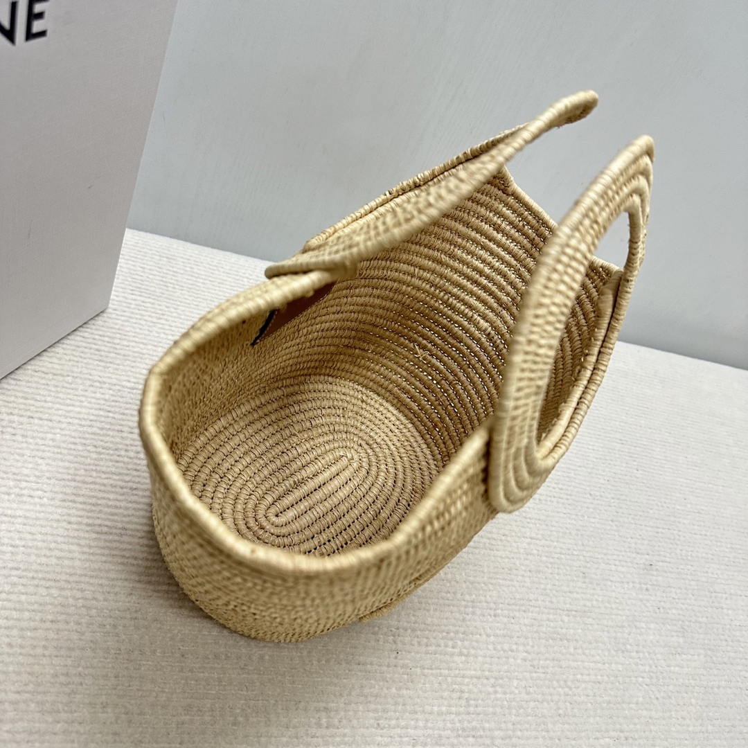 Celine BRAIDED PANIER IN RAFFIA 121922 Nuture