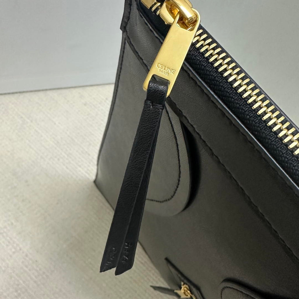 CELINE FLAT LUGGAGE IN GLOSSY CALFSKIN 123963GW4 Black