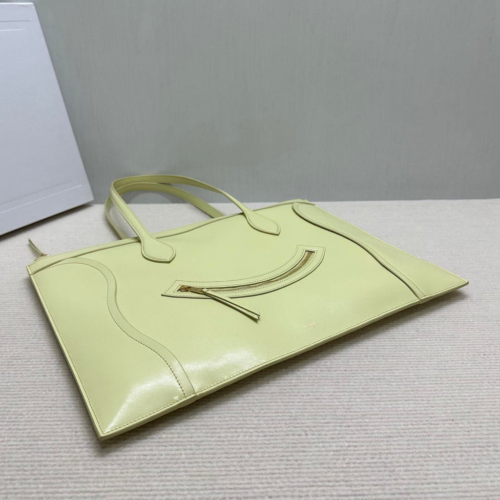 CELINE FLAT LUGGAGE IN GLOSSY CALFSKIN 123963GW4 Light Yellow