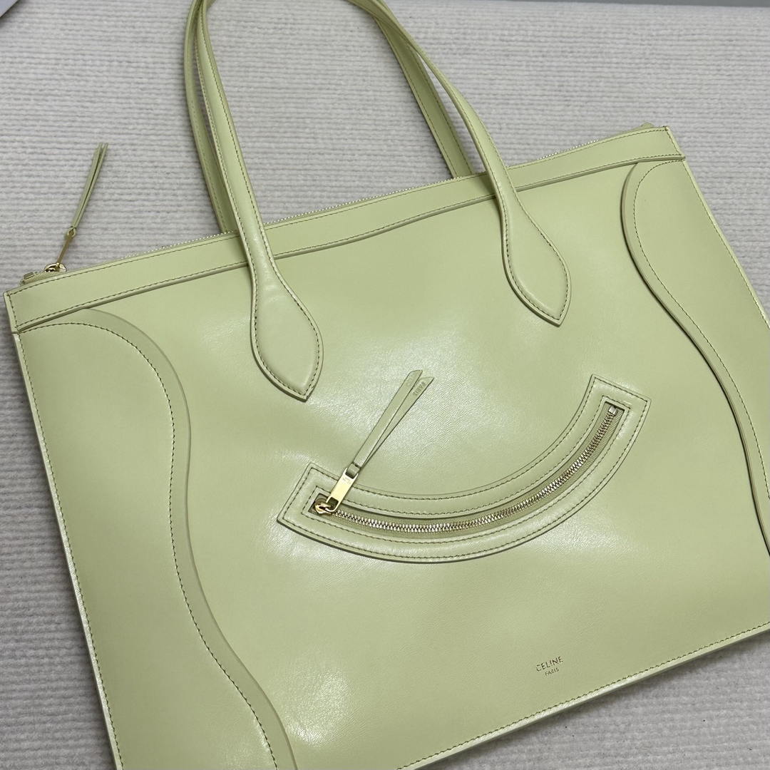 CELINE FLAT LUGGAGE IN GLOSSY CALFSKIN 123963GW4 Light Yellow