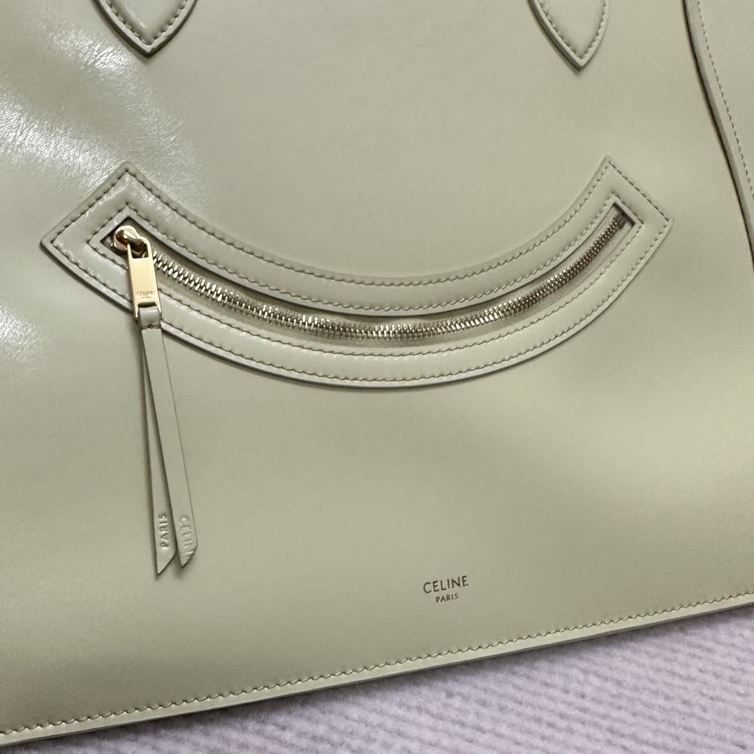CELINE FLAT LUGGAGE IN GLOSSY CALFSKIN 123963GW4 Light Yellow