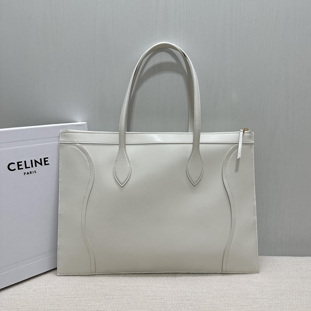 CELINE FLAT LUGGAGE IN GLOSSY CALFSKIN 123963GW4 White