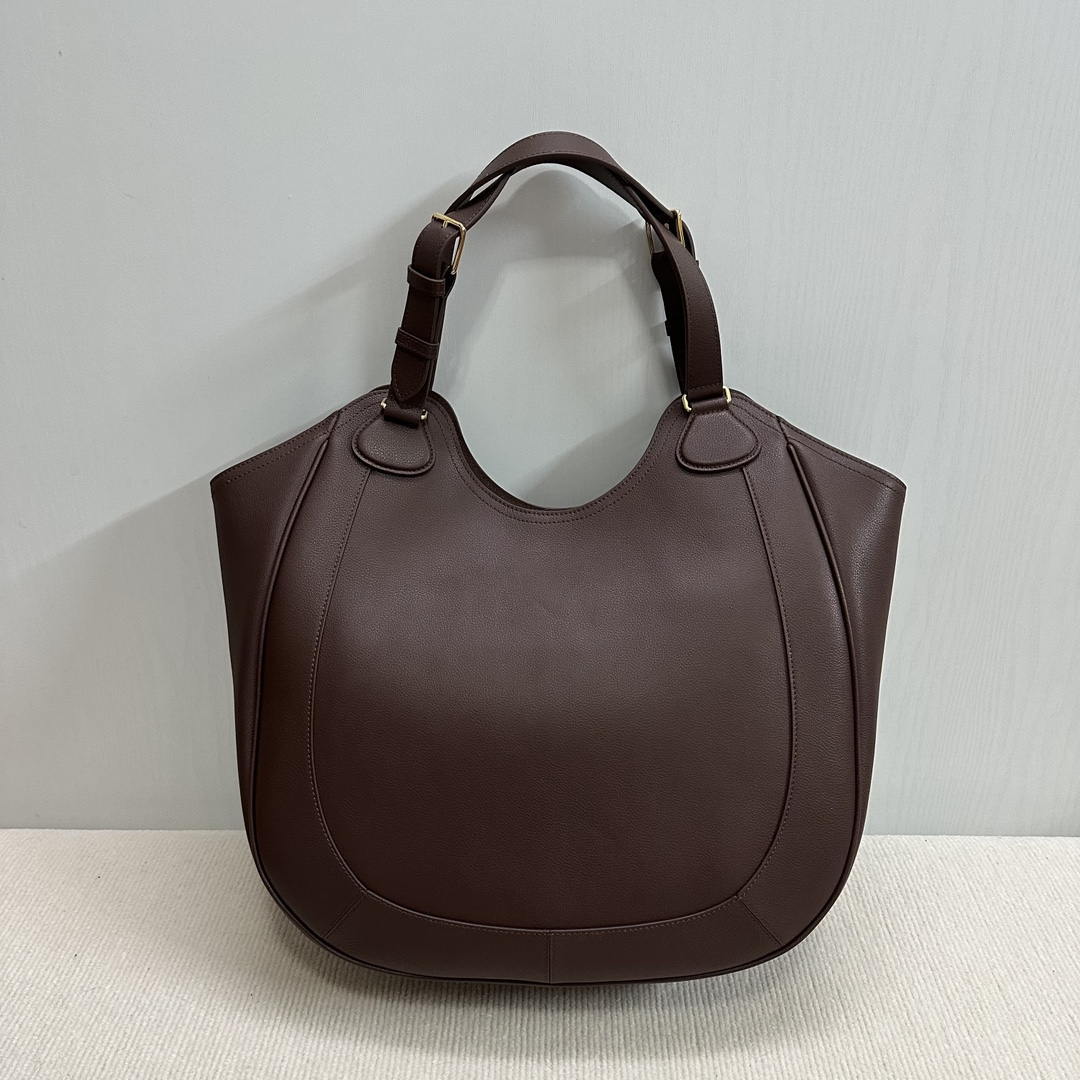 CELINE HOBO IN SUPPLE SMOOTH CALFSKIN 119353 Dark BROWN
